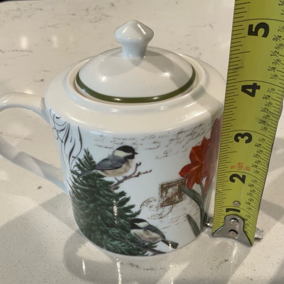 Grace Teaware Chickadee’s & Tiger Lilies design. Cream and Sugar Set - Picture 4 of 10